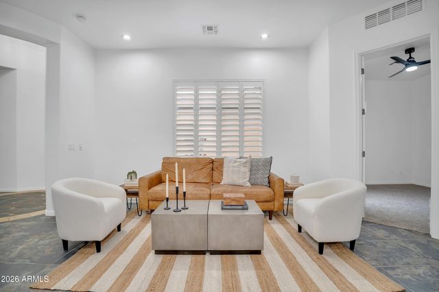 4756 E IRONHORSE Road, Gilbert, AZ 85297