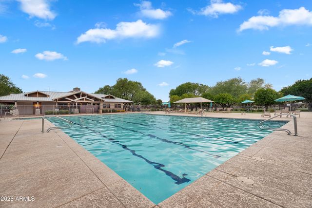 4756 E IRONHORSE Road, Gilbert, AZ 85297