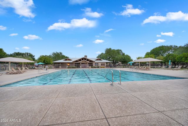 4756 E IRONHORSE Road, Gilbert, AZ 85297