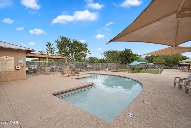 4756 E IRONHORSE Road, Gilbert, AZ 85297