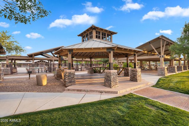 4756 E IRONHORSE Road, Gilbert, AZ 85297