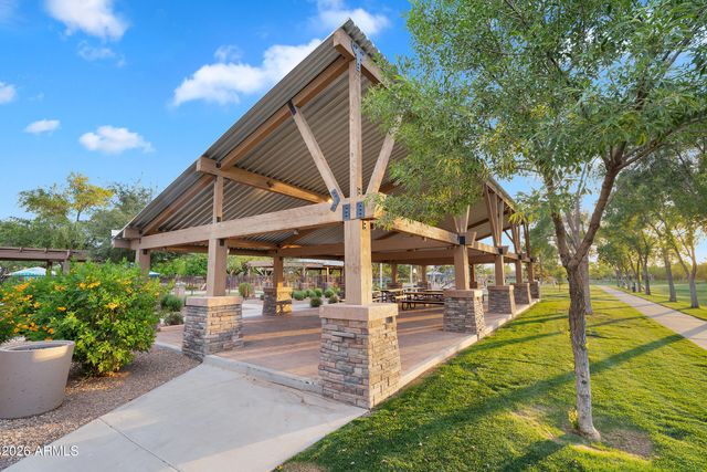 4756 E IRONHORSE Road, Gilbert, AZ 85297