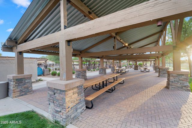 4756 E IRONHORSE Road, Gilbert, AZ 85297