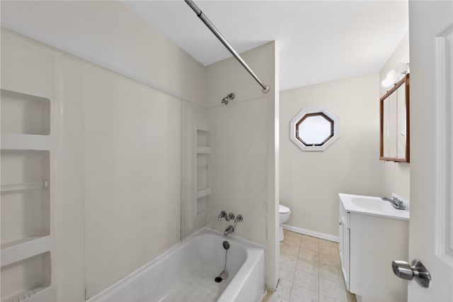 433 Livingston Avenue, Dayton, OH 45410