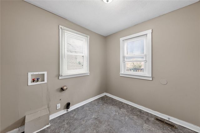 433 Livingston Avenue, Dayton, OH 45410