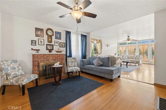 6306 Denny Avenue, North Hollywood, CA 91606
