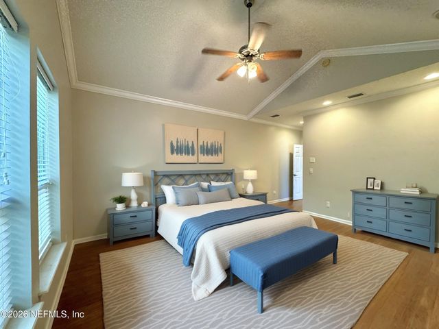 900 PARADISE Lane, Atlantic Beach, FL 32233