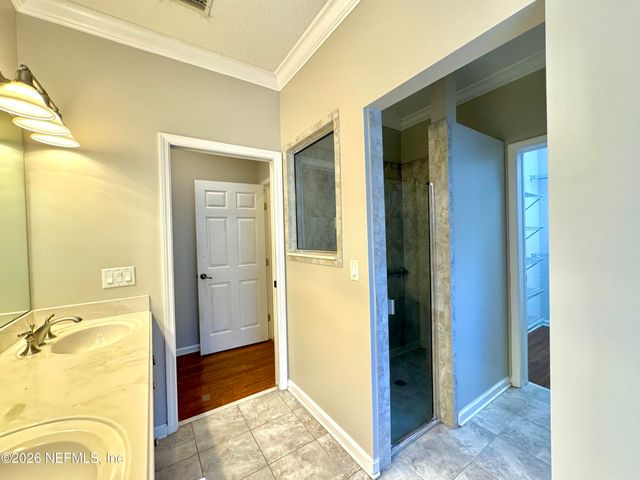 900 PARADISE Lane, Atlantic Beach, FL 32233