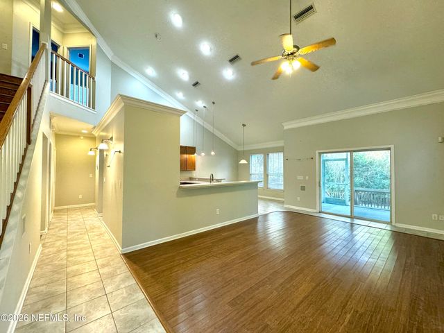 900 PARADISE Lane, Atlantic Beach, FL 32233
