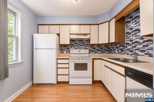 265 Rosa Parks Boulevard, Paterson, NJ 07501
