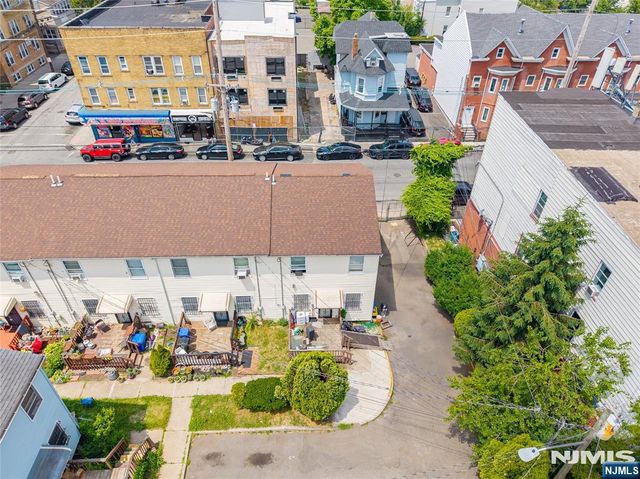265 Rosa Parks Boulevard, Paterson, NJ 07501