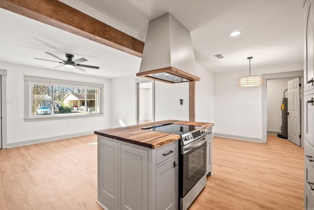 201 Hillwood Drive, Sherwood, AR 72120