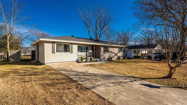 201 Hillwood Drive, Sherwood, AR 72120