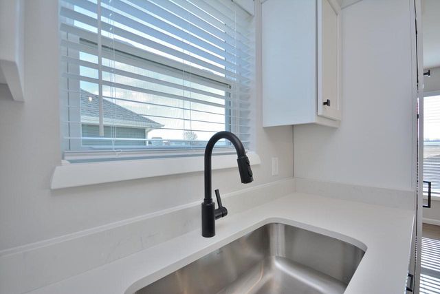 997 Elderberry ROAD, Oconomowoc, WI 53066