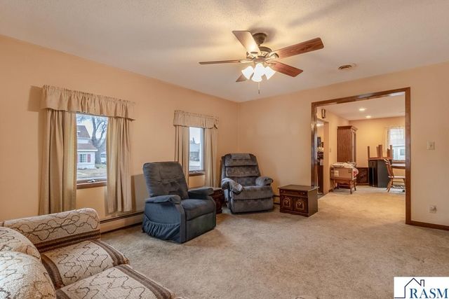 421 S Murphy Street, Lake Crystal, MN 56005