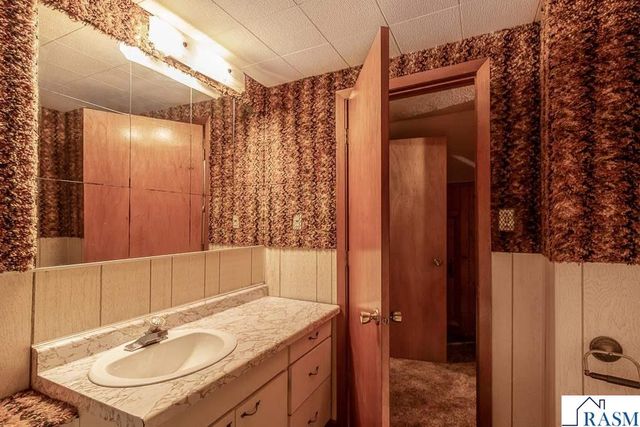 421 S Murphy Street, Lake Crystal, MN 56005