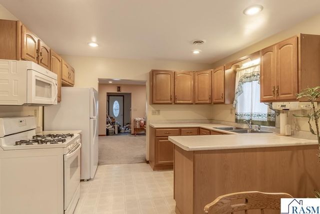 421 S Murphy Street, Lake Crystal, MN 56005