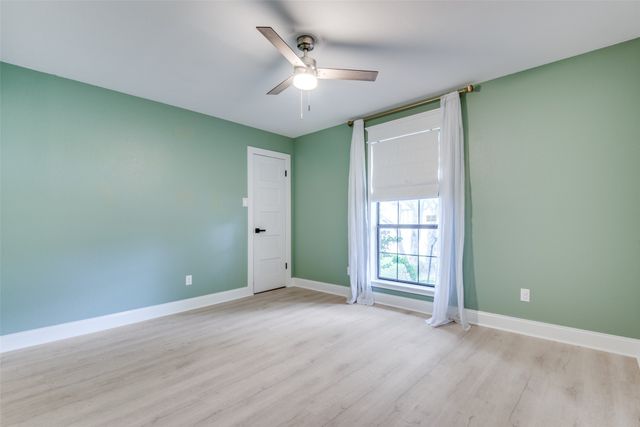 3915 Saint Christopher Lane, Dallas, TX 75287