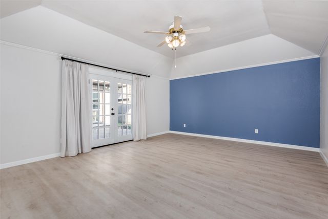 3915 Saint Christopher Lane, Dallas, TX 75287