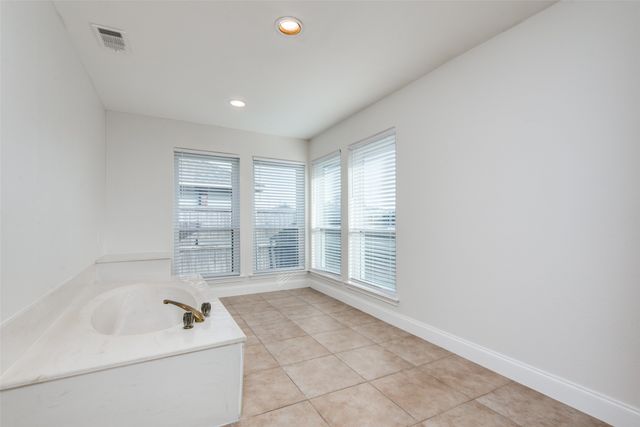 3915 Saint Christopher Lane, Dallas, TX 75287