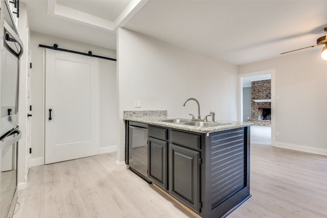 3915 Saint Christopher Lane, Dallas, TX 75287