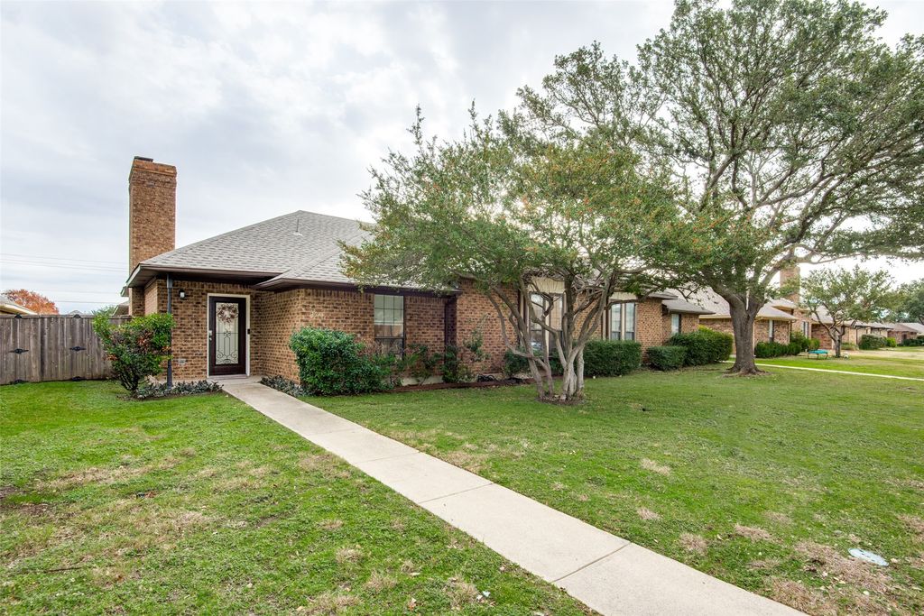 3915 Saint Christopher Lane, Dallas, TX 75287