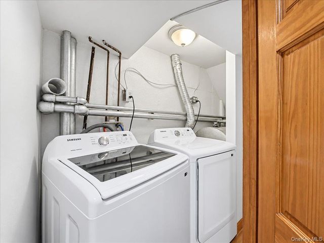 7551 Utopia Parkway, Fresh Meadows, NY 11366