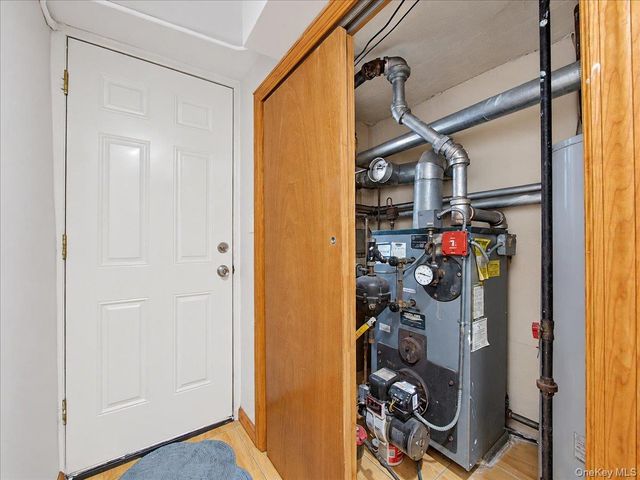 7551 Utopia Parkway, Fresh Meadows, NY 11366