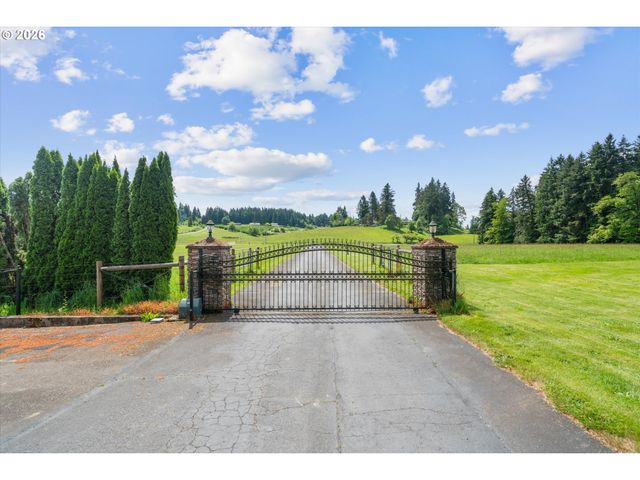 13121 S WARNOCK Rd, Oregon City, OR 97045