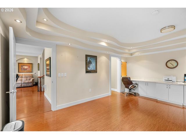 13121 S WARNOCK Rd, Oregon City, OR 97045