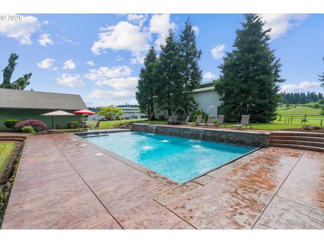 13121 S WARNOCK Rd, Oregon City, OR 97045