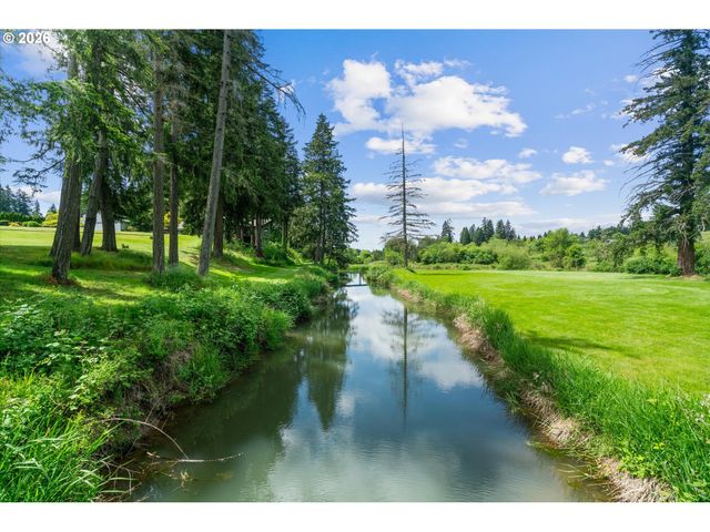 13121 S WARNOCK Rd, Oregon City, OR 97045