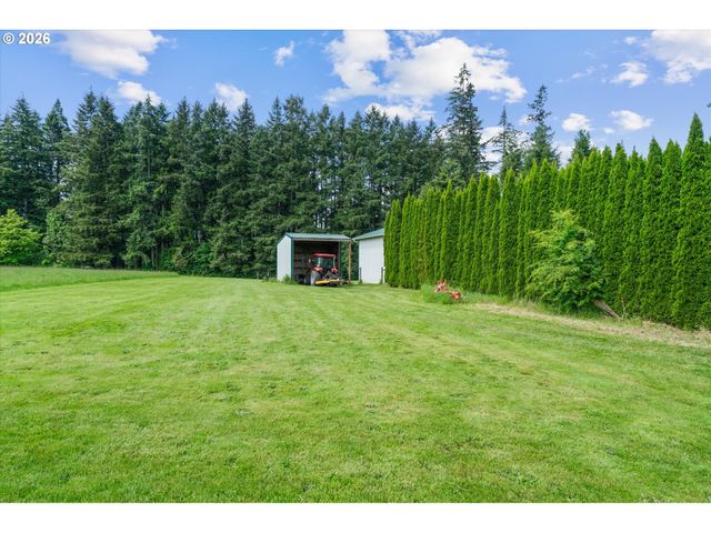 13121 S WARNOCK Rd, Oregon City, OR 97045
