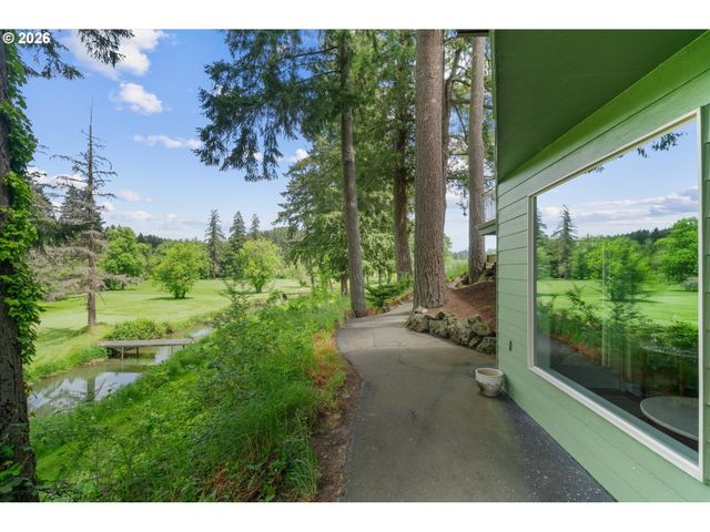 13121 S WARNOCK Rd, Oregon City, OR 97045