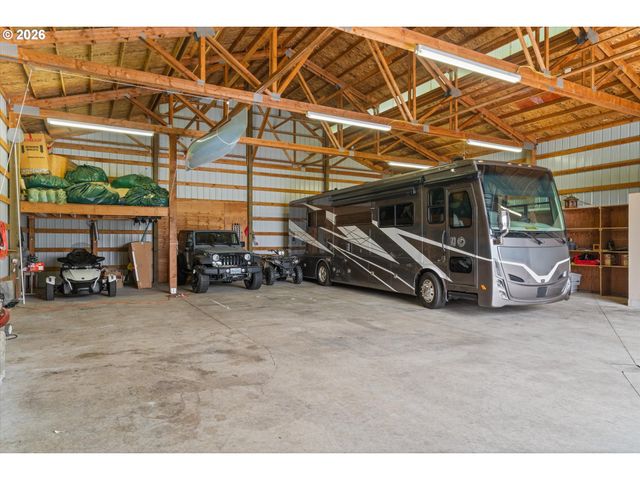 13121 S WARNOCK Rd, Oregon City, OR 97045