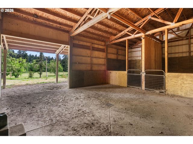 13121 S WARNOCK Rd, Oregon City, OR 97045
