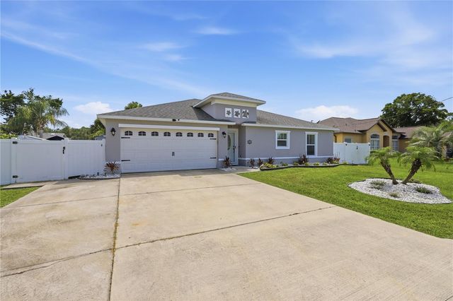 36 ROYAL PALM LANE, Palm Coast, FL 32164