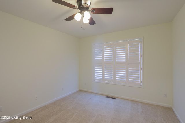 956 Thoroughbred Rd, Shelbyville, KY 40065