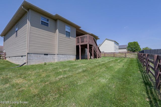 956 Thoroughbred Rd, Shelbyville, KY 40065