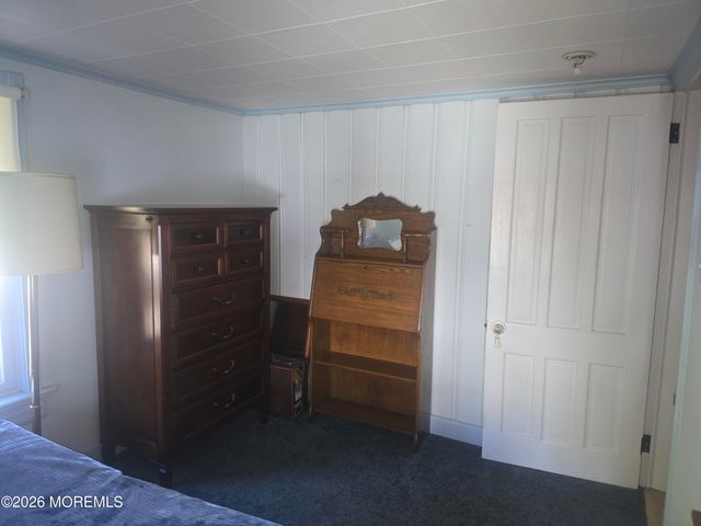712 Holmdel Road, Holmdel, NJ 07733