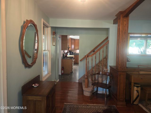 712 Holmdel Road, Holmdel, NJ 07733