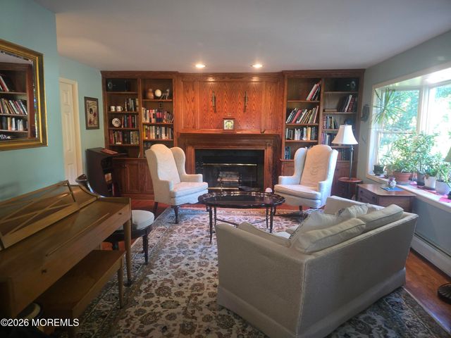 712 Holmdel Road, Holmdel, NJ 07733