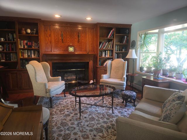 712 Holmdel Road, Holmdel, NJ 07733