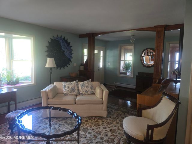 712 Holmdel Road, Holmdel, NJ 07733