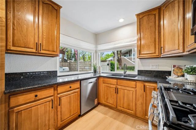 5486 E Willow Woods Lane 101, Anaheim, CA 92807