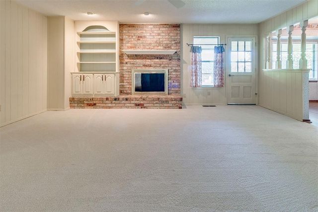 3609 Sunvalley Drive, Midwest City, OK 73110