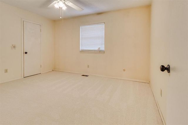 3609 Sunvalley Drive, Midwest City, OK 73110