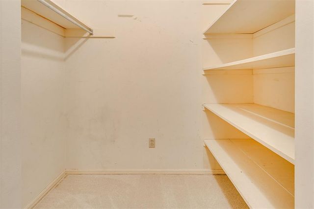 3609 Sunvalley Drive, Midwest City, OK 73110