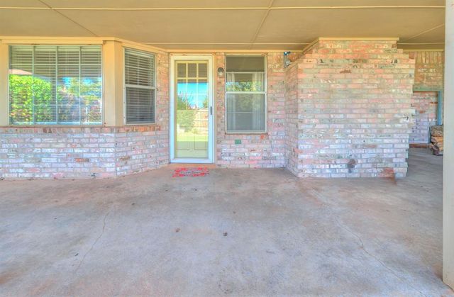 3609 Sunvalley Drive, Midwest City, OK 73110