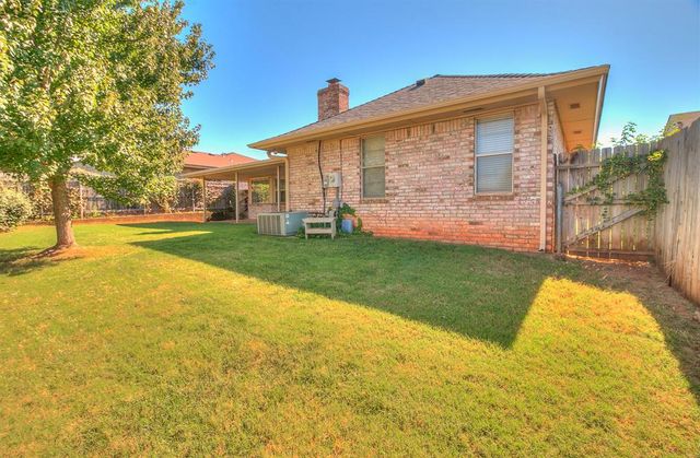 3609 Sunvalley Drive, Midwest City, OK 73110